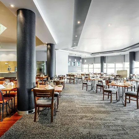 Aiden By Western, Centre Hotel