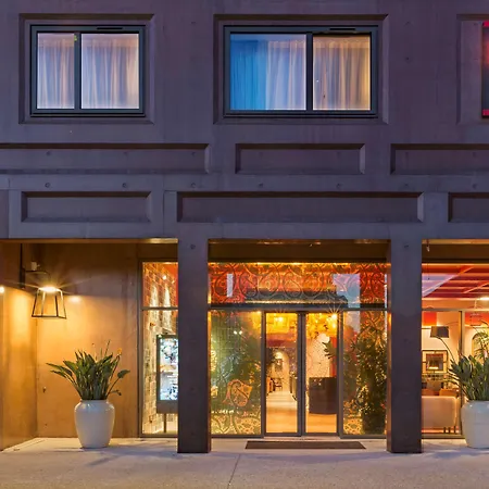 Aiden By Western, Centre Hotel 4*
